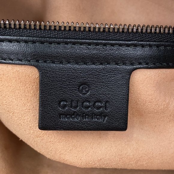 Gucci GG Marmont Matelasse Square Belt Bag - Picture 11 of 16